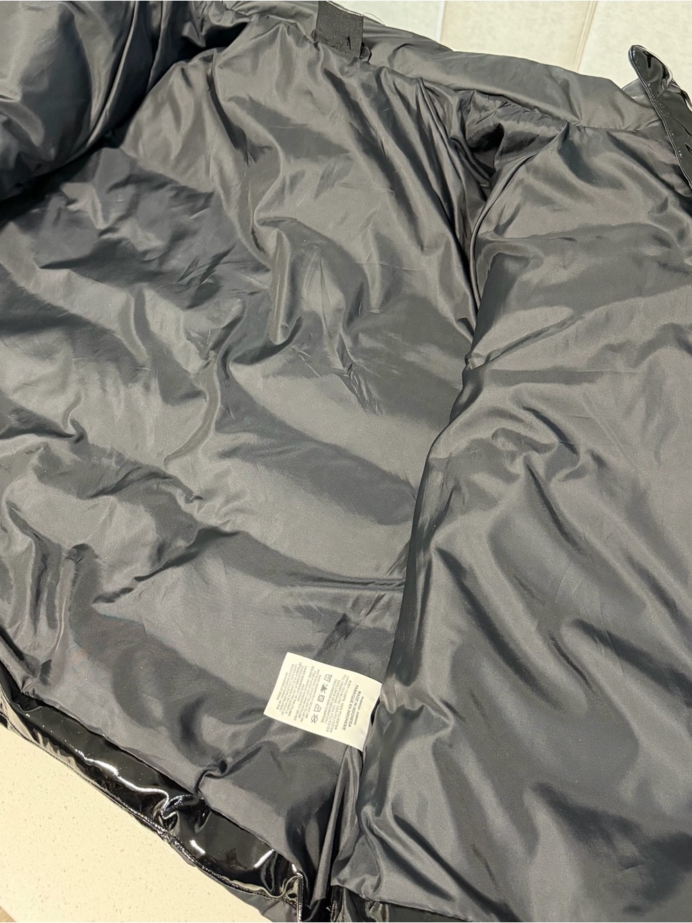 Nike Icon Glossy Black Quilted Puffer Jacket - Picture 7 of 8
